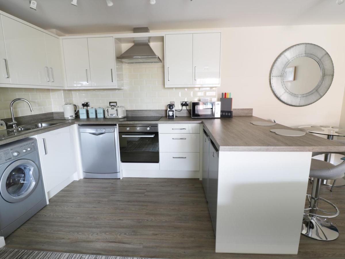 5 Windermere Stourport Екстериор снимка